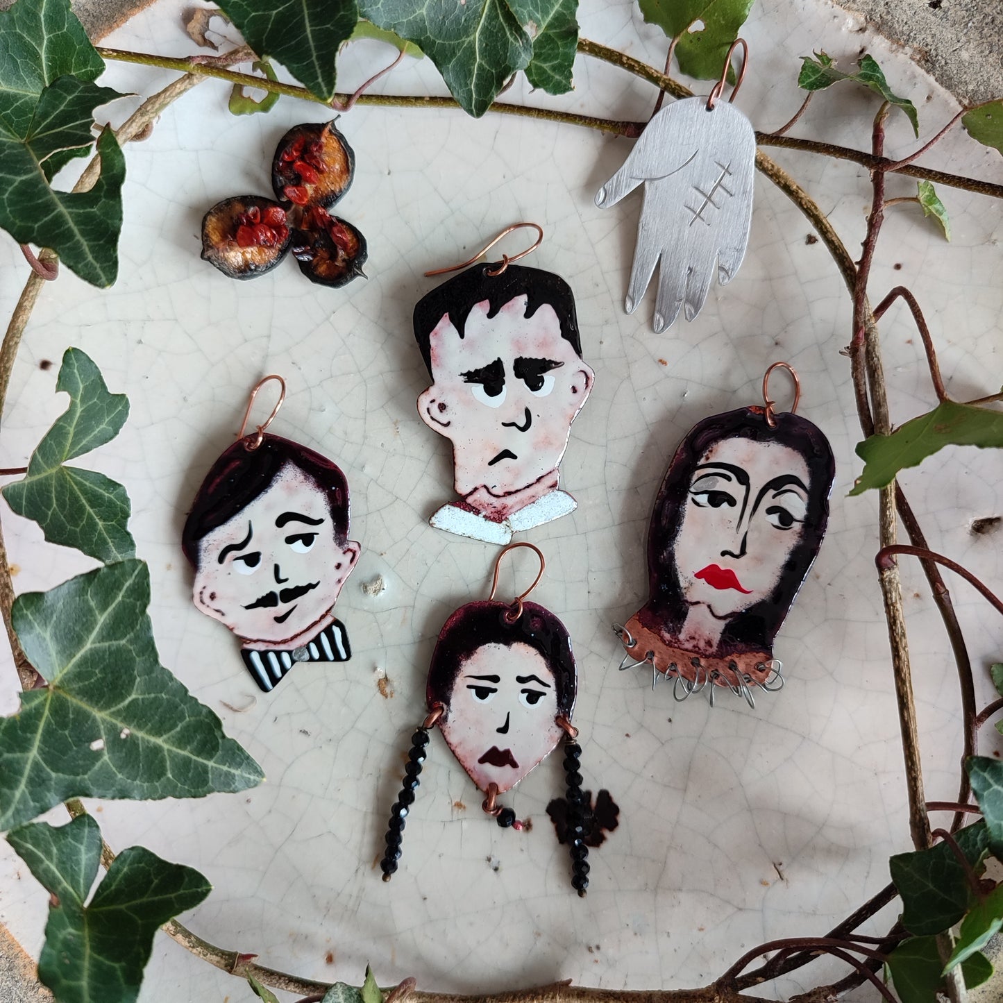 Orecchini LA FAMIGLIA ADDAMS COMPLETA